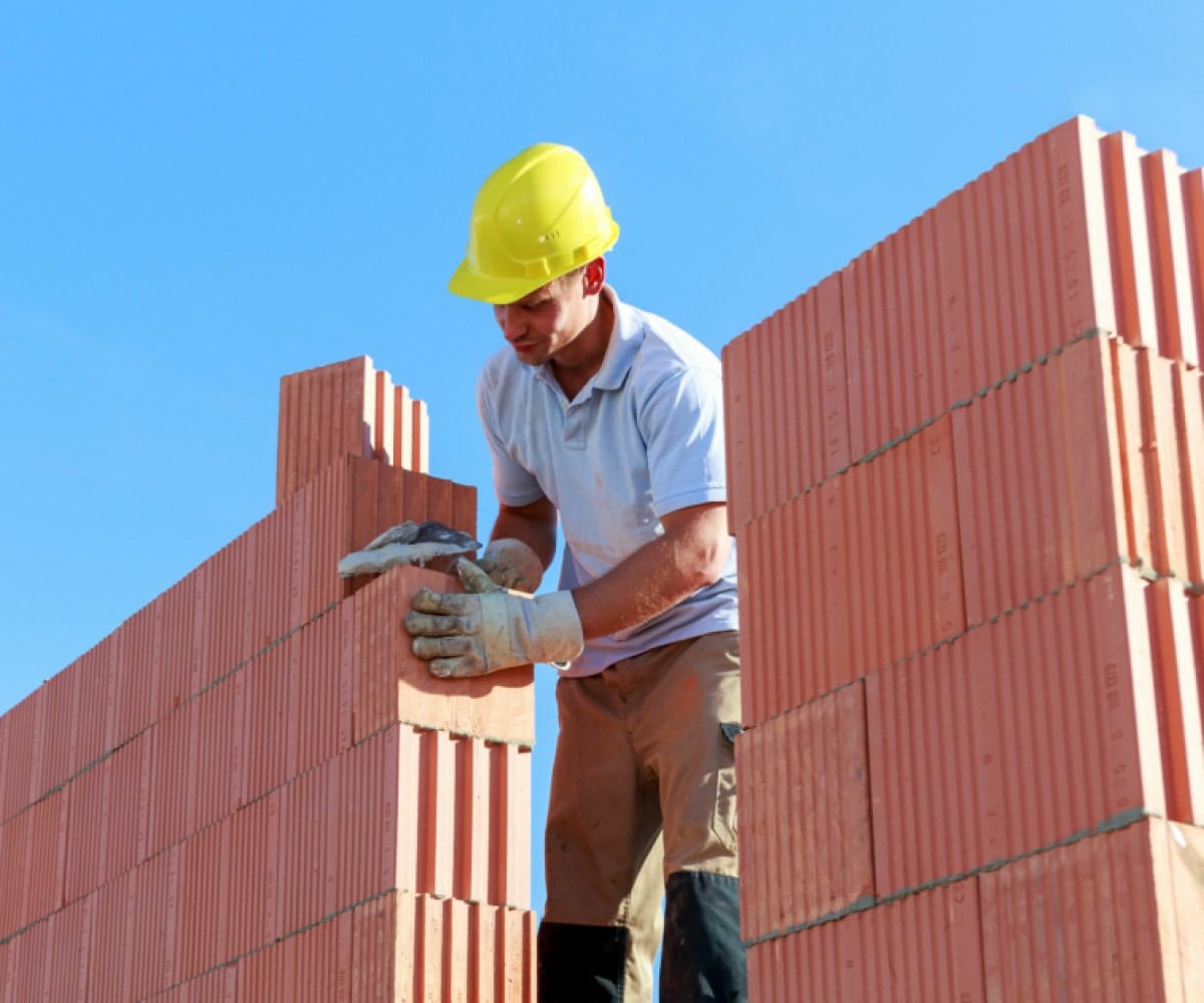 Bricklayers in Coolock: Skilled Tradesmen in Dublin