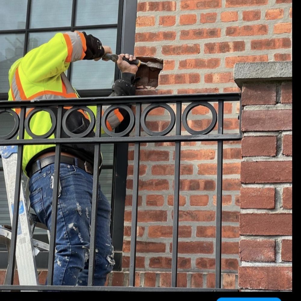 Bricklayers in Fairview
