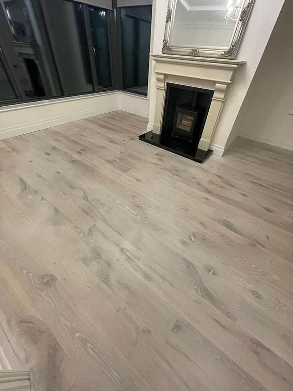 Top Flooring Refinishers in Louth